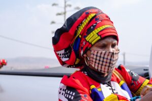 Bezpieczeństwo podczas spawania – maski samościemniające i ochrona dłoni